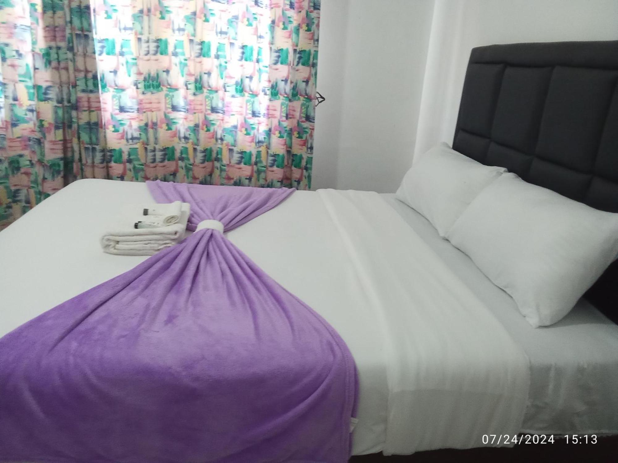 Paterrace Guest Lodge Χαράρε Δωμάτιο φωτογραφία